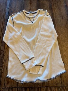 GAP White Waffle-Knit Long Sleeve Top with navy Contrast Stitching